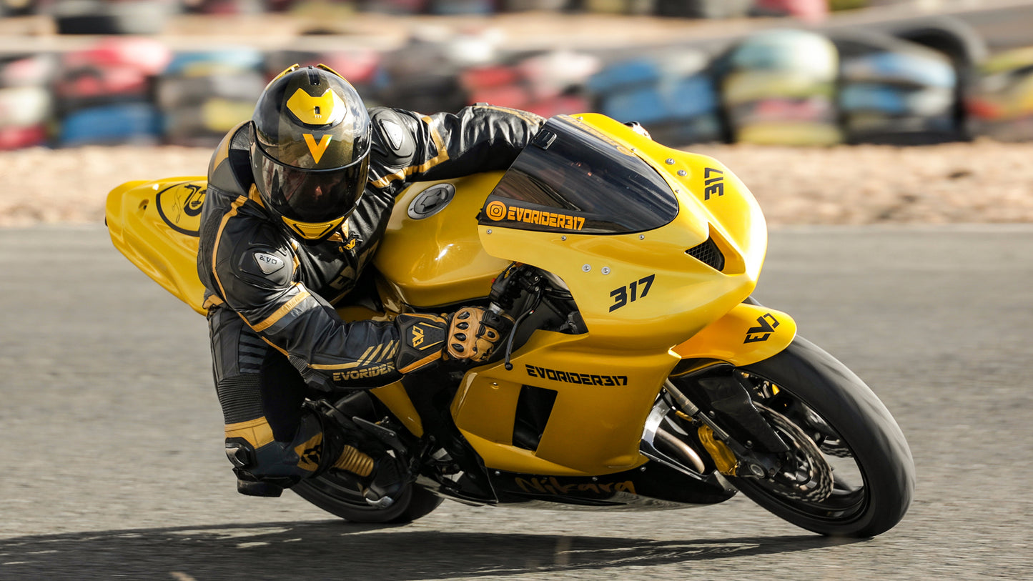 Set Racing Completo – Hecho a Medida y 100% Personalizado en piel de canguro
