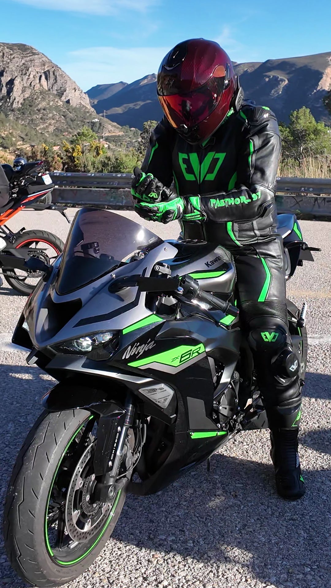 Set Racing Completo – Hecho a Medida y 100% Personalizado